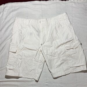 Polo by Ralph Lauren Men's waist 38 White Cargo Shorts